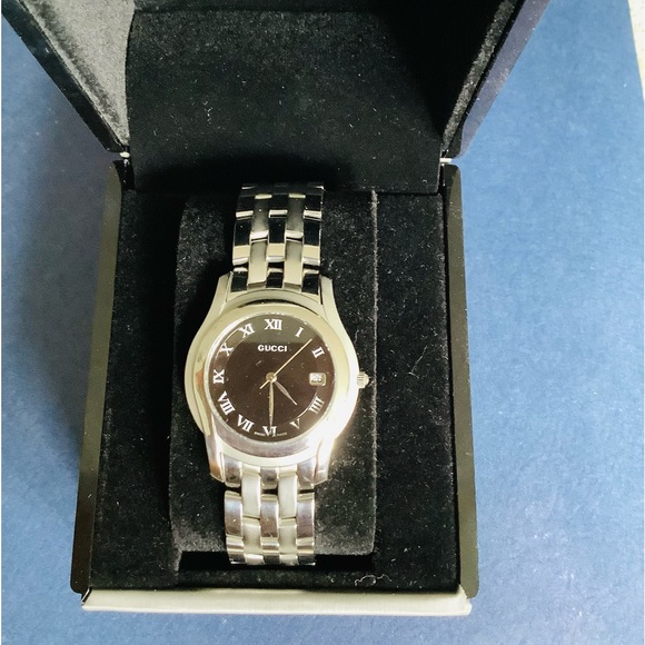 Modern GUCCI black dial ROMAN hours watch 🖤🤍🖤🤍🖤 - Picture 10 of 14